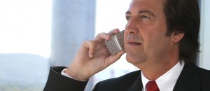 Call_957X417 photo