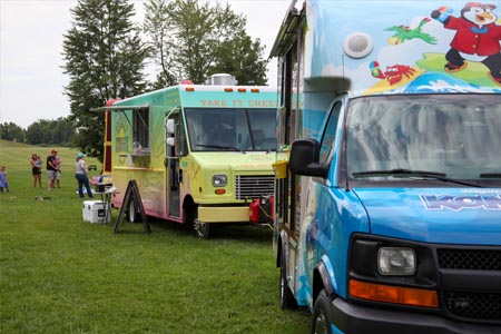 Food trucks boat regatta