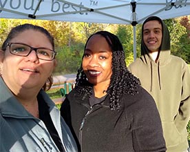 1st national bank cincinnati ohio employees working tent at dreams within reach charity 5k/10k