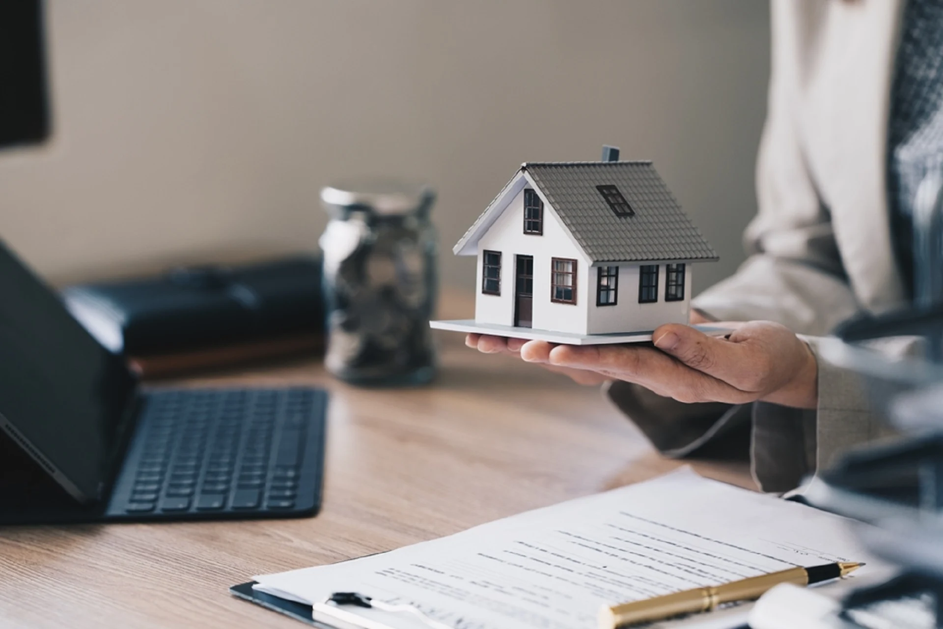 How To Qualify For Commercial Real Estate Loan